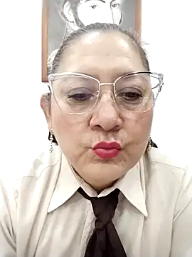 JULIETA 21- online show from February 20, 12:05 pm