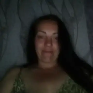 Oliviya cox online show from April 8, 11:59 pm