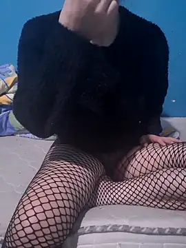 Snapshot of Civciv1993 chatting on February 11, 12:26 am Civciv1993 online show from February 11, 12:26 am