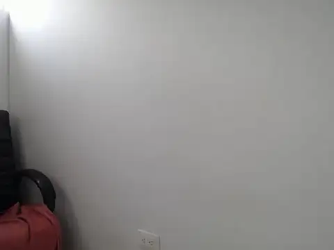 playfullpaulina online show from April 14, 1:50 pm