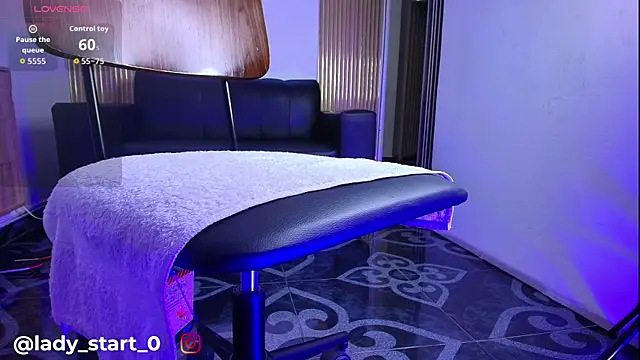 leydi start  online show from March 24, 12:21 pm