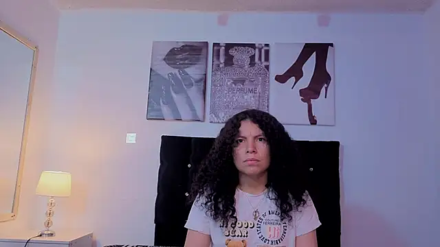 Zoe-yanin online show from February 21, 6:53 pm