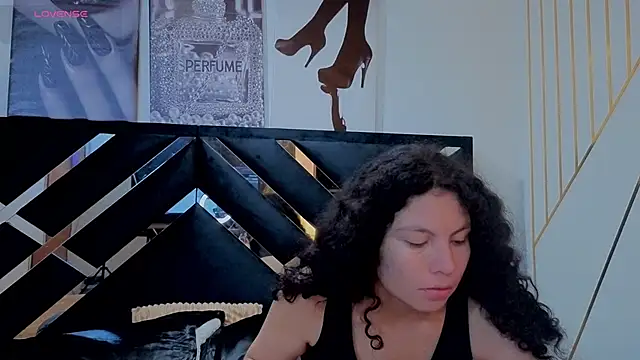 Zoe-yanin online show from April 8, 7:03 pm