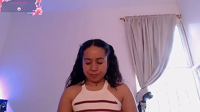 Snapshot of chiarafustox chatting on February 9, 8:02 pm chiarafustox online show from February 9, 8:02 pm