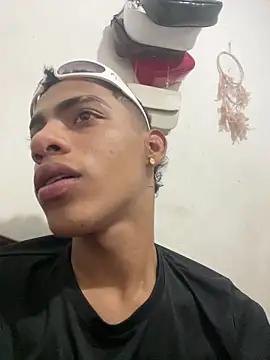 dominick fran online show from April 18, 1:42 am