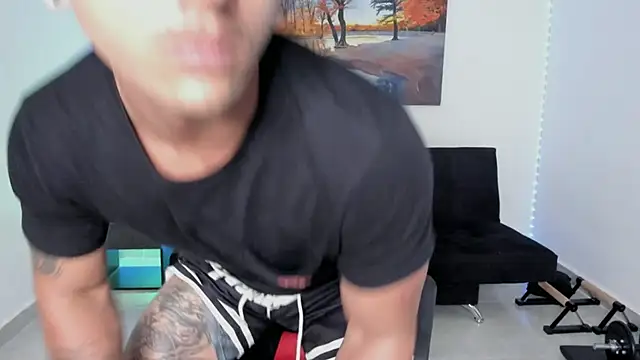 ryanwhite3 online show from February 15, 6:59 pm