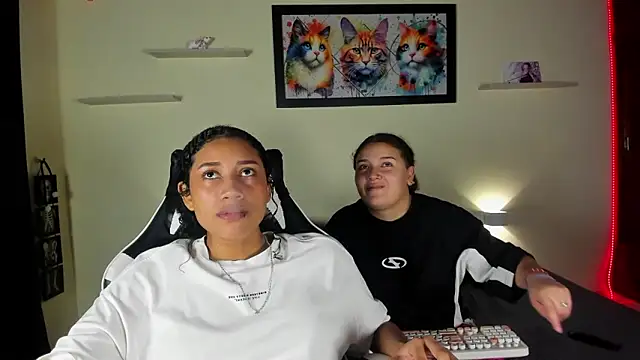 meredit cris23 online show from March 4, 5:13 am