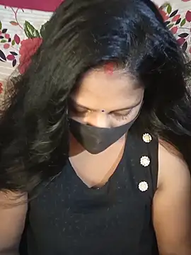 Snapshot of Parul-009 chatting on June 11, 5:27 am Parul-009 online show from June 11, 5:27 am