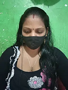 Snapshot of Parul-009 chatting on July 19, 5:33 am Parul-009 online show from July 19, 5:33 am