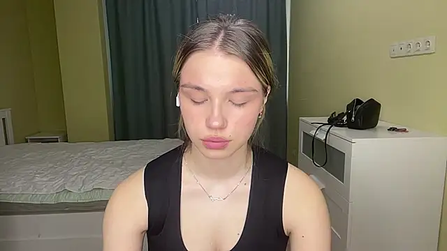 EarthaStinett online show from February 24, 12:36 pm