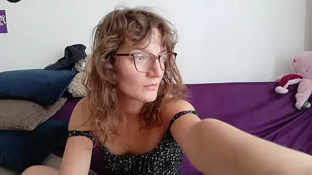 Snapshot of cosmic404 chatting on July 13, 1:14 pm cosmic404 online show from July 13, 1:14 pm