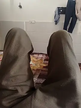 Snapshot of Curvy_Simran chatting on March 1, 10:39 am Curvy Simran online show from March 1, 10:39 am