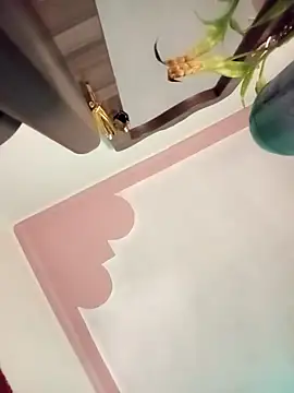 RanniClara online show from April 18, 2:37 am