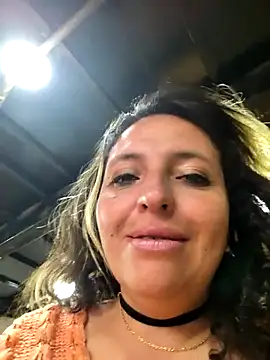 KENDRA-HONEY online show from March 10, 10:15 pm