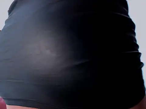 KENDRA-HONEY online show from April 10, 1:49 pm