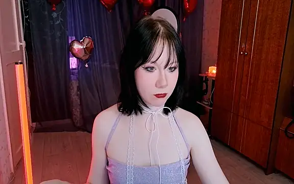 Snapshot of marty_bree chatting on February 14, 8:22 am marty bree online show from February 14, 8:22 am