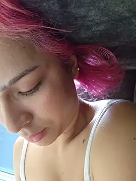 Kitty San xXx online show from April 4, 9:12 pm