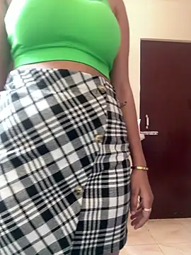 Snapshot of kavyababy00 chatting on February 28, 5:41 am kavyababy00 online show from February 28, 5:41 am