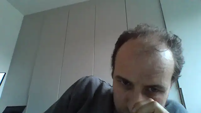 Snapshot of andre_italy chatting on February 9, 3:38 pm andre italy online show from February 9, 3:38 pm