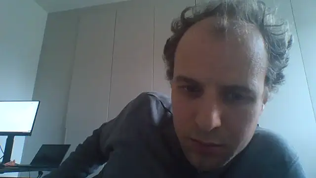 Snapshot of andre_italy chatting on March 2, 10:11 am andre italy online show from March 2, 10:11 am