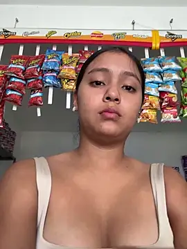 Snapshot of Baby_morena12 chatting on February 24, 3:21 pm Baby morena12 online show from February 24, 3:21 pm