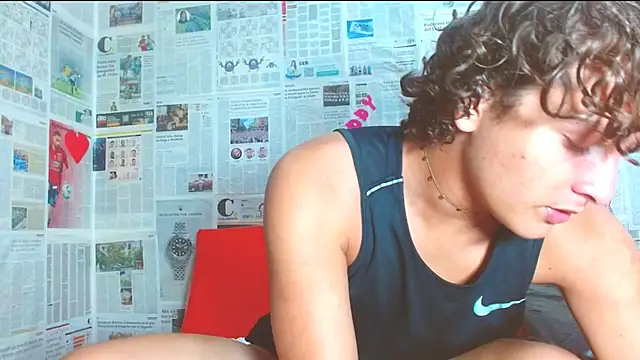 Snapshot of arielnoir6958 chatting on February 5, 11:31 pm arielnoir6958 online show from February 5, 11:31 pm