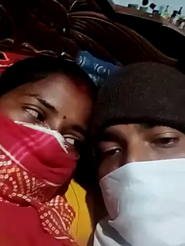 Snapshot of Your_deshibhabi25years chatting on February 18, 3:30 pm Your deshibhabi25years online show from February 18, 3:30 pm