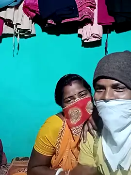 Snapshot of Your_deshibhabi25years chatting on February 19, 4:25 pm Your deshibhabi25years online show from February 19, 4:25 pm