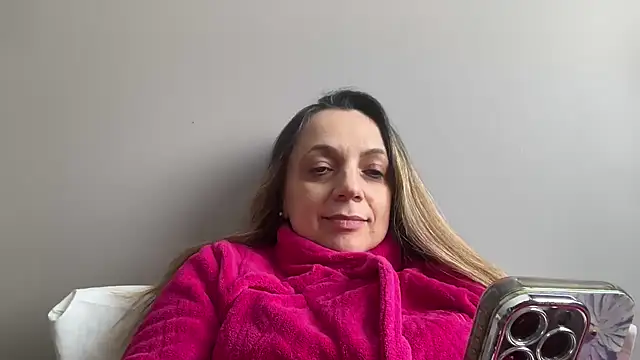 Snapshot of ShyFlameLive chatting on March 2, 2:46 pm ShyFlameLive online show from March 2, 2:46 pm