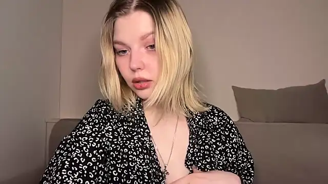 Ophelia Ritz online show from March 30, 10:22 pm