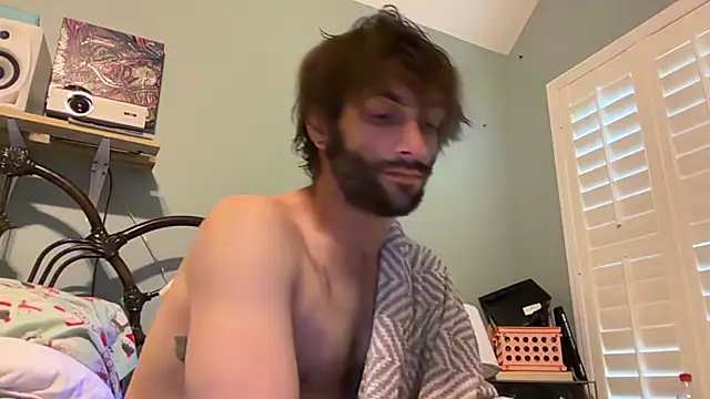 Snapshot of TrndSettr chatting on May 2, 7:30 pm TrndSettr online show from May 2, 7:30 pm