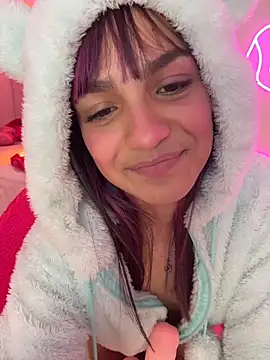 Kitty madness online show from March 4, 8:15 pm