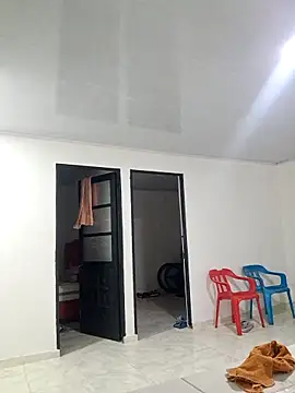 Snapshot of Cris18sexy chatting on February 23, 5:32 pm Cris18sexy online show from February 23, 5:32 pm