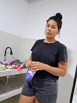 Cris18sexy online show from April 6, 4:52 pm