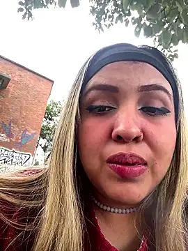 AryMoonxxx online show from February 21, 5:58 pm