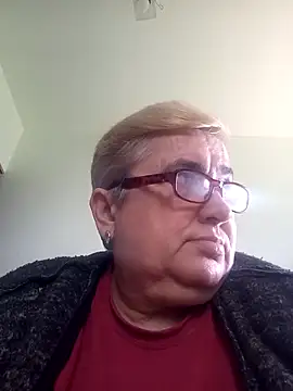 Snapshot of SusanStar874 chatting on June 8, 11:54 am SusanStar874 online show from June 8, 11:54 am