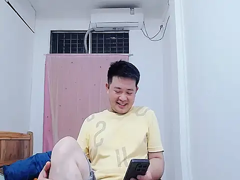 wwwhh777 online show from April 14, 1:39 pm