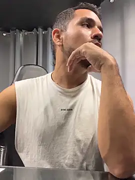 noa desire online show from March 1, 9:28 pm