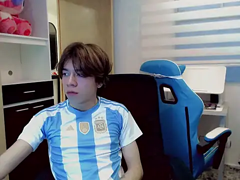 duvisex19 online show from February 18, 10:50 pm