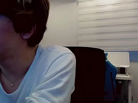 duvisex19 online show from February 21, 10:33 pm