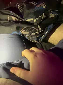 Snapshot of mmmdaddy69666 chatting on February 28, 5:41 am mmmdaddy69666 online show from February 28, 5:41 am