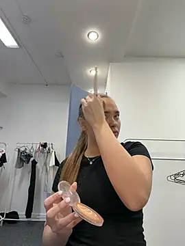 MonicaWestt online show from April 5, 6:21 am