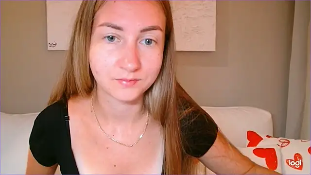 BluueSilk online show from October 9, 5:16 am