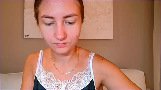 BluueSilk online show from October 21, 5:52 am