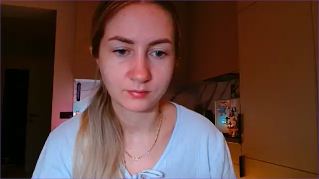 BluueSilk online show from January 8, 6:16 am