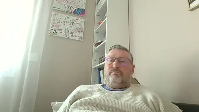 doudou310 online show from March 22, 4:21 pm