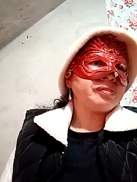 Snapshot of Couple246 chatting on February 2, 8:13 am Couple246 online show from February 2, 8:13 am