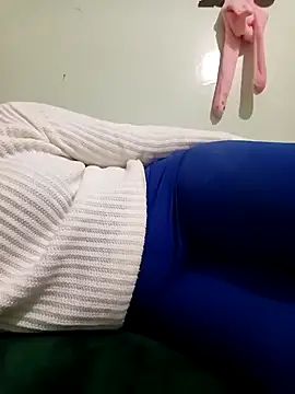 Snapshot of Mrjana89six chatting on February 6, 11:13 am Mrjana89six online show from February 6, 11:13 am