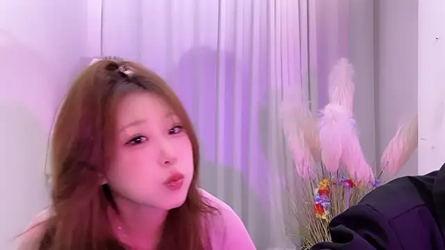 SM JIAJIA ZL online show from March 27, 6:18 pm