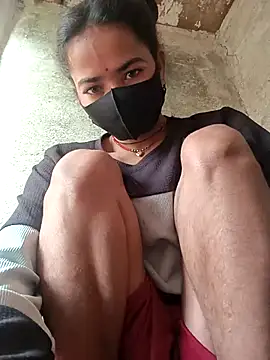 Snapshot of Sunali_Bendre chatting on February 11, 3:11 am Sunali Bendre online show from February 11, 3:11 am